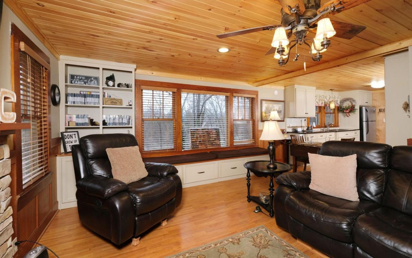 Karens Cozy Cottage Gatlinburg Exterior photo